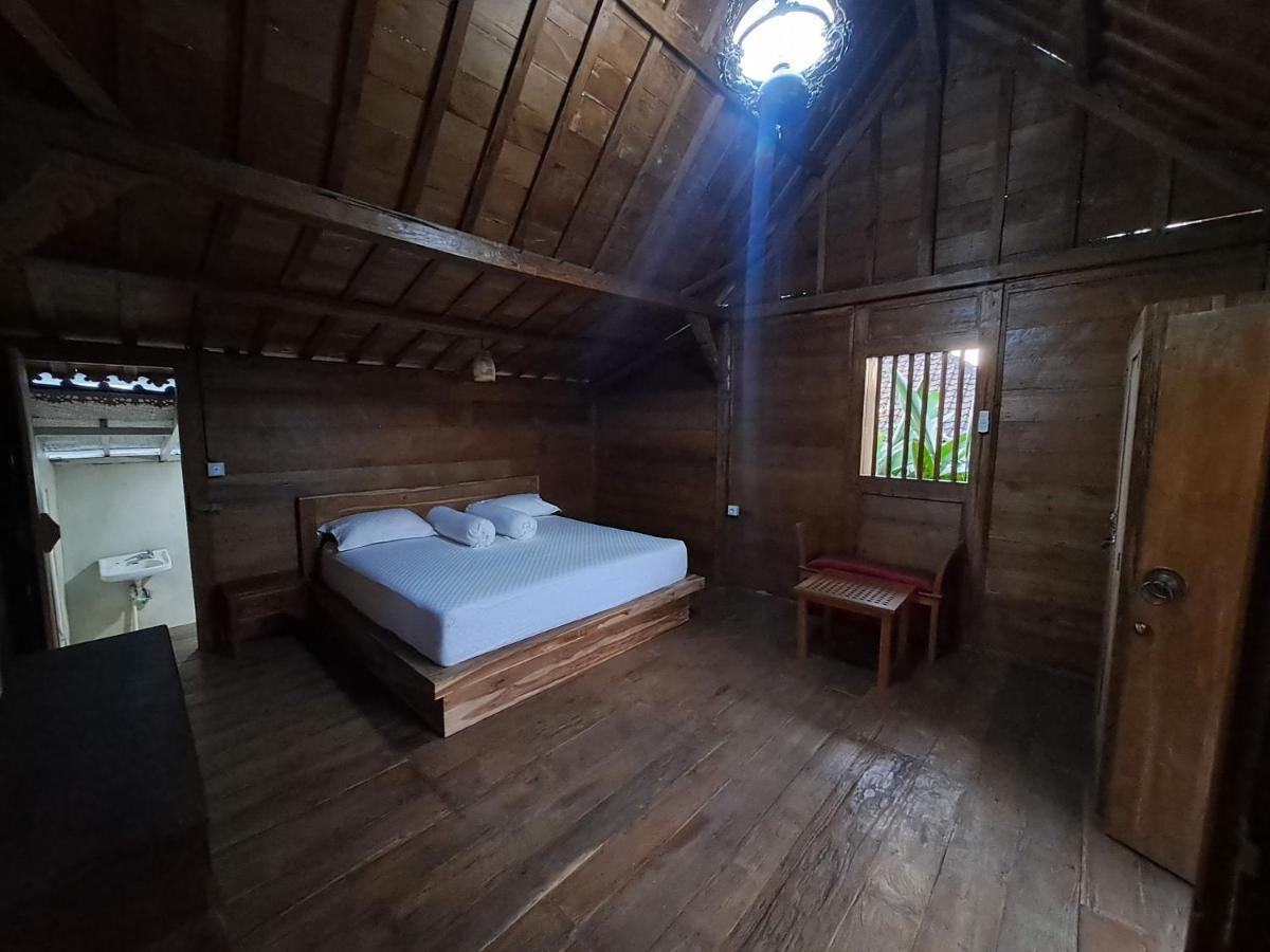 Holiday park Xxl - Man Only Seminyak (Bali)